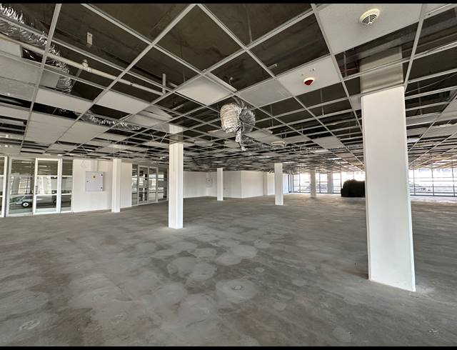 247.70M² OFFICE TO LET IN ECO PARK ESTATE